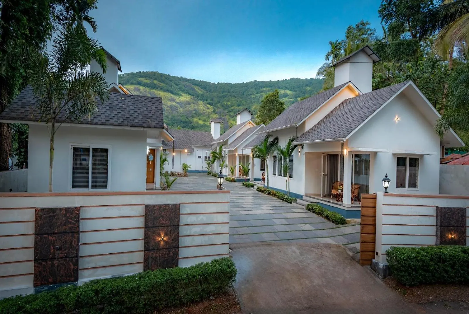 Abrigo Resorts Perintalmanna India